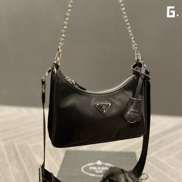 Prada Re-Edition 2005 Re-Nylon Hobo bag - Picture 5 of 9